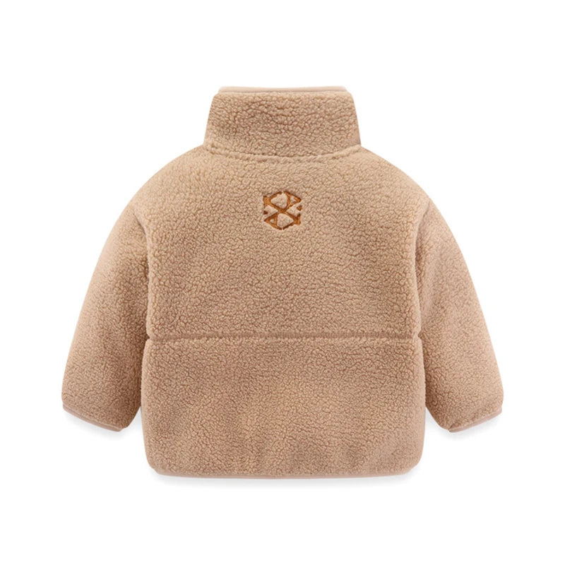 The Outdoor Essential Fleece